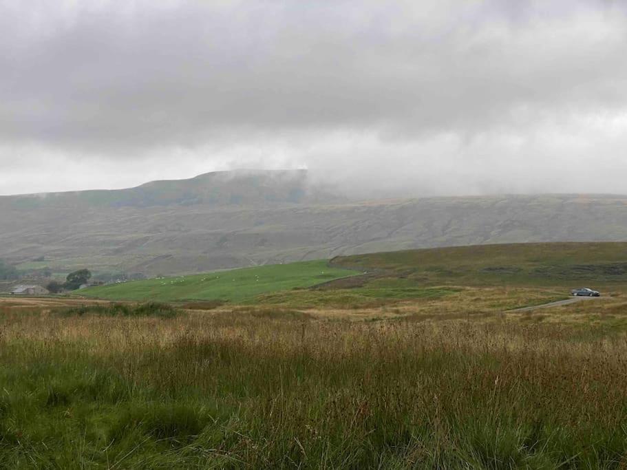 Charming Dog-Friendly Yorkshire Dales Cottage, أوستويك المظهر الخارجي الصورة